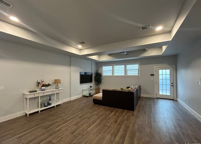 3-bedroom rental at 123 Fairview Unit 3 in San Antonio, TX — photo 3