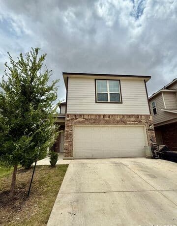 3-bedroom rental at 10534 Green Rock in San Antonio TX