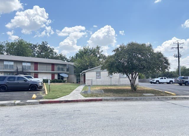 1-bedroom rental at 5602 Bienville Unit C-6 in San Antonio TX