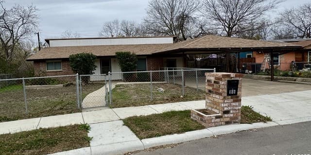 4-bedroom rental at 146 Stapleton in San Antonio TX