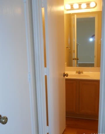 3-bedroom rental at 8818 Kestrel Oak in Converse, TX — photo 5
