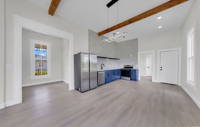 2-bedroom rental at 1219 Muncey in San Antonio, TX — photo 5