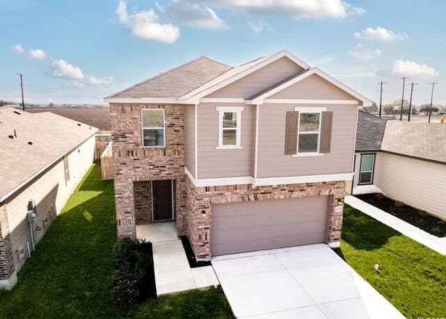 3-bedroom rental at 4750 Broadside Ave in Von Ormy, TX — photo 5