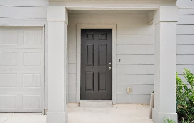 4-bedroom rental at 1154 Barn Swallow in San Antonio, TX — photo 2