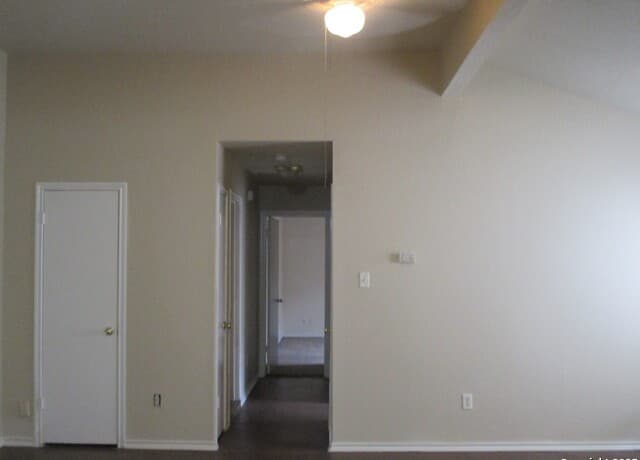 2-bedroom rental at 12213 Maverick Bluff in San Antonio, TX — photo 2