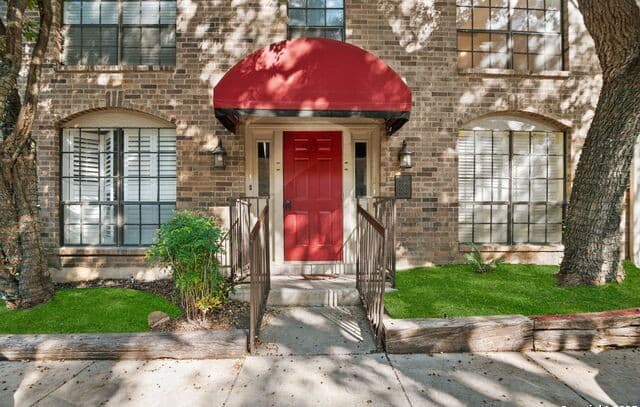 2-bedroom rental at 7926 Broadway Unit 608 in San Antonio TX
