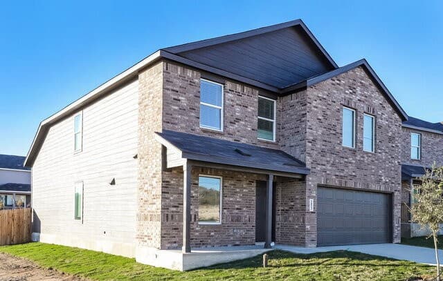3-bedroom rental at 13846 Enzo Gate Unit 102 in San Antonio, TX — photo 4