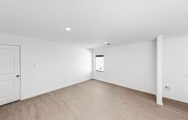 3-bedroom rental at 3822 Glade Creek in San Antonio, TX — photo 5