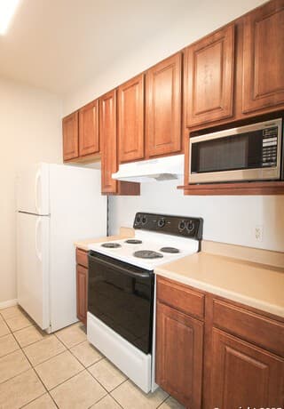 2-bedroom rental at 530 Dukeway Unit 3 in Universal City, TX — photo 5