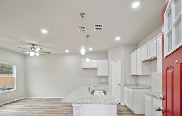 3-bedroom rental at 8911 Fm 1560 N Unit 407 in San Antonio, TX — photo 2