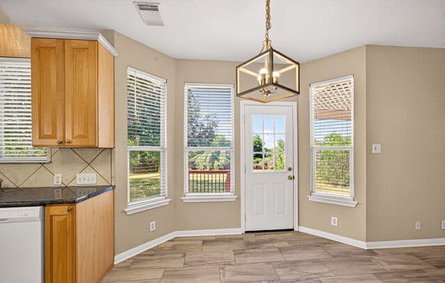 4-bedroom rental at 20814 El Suelo Bueno in San Antonio, TX — photo 4