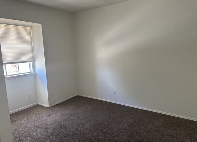 3-bedroom rental at 7138 Brecon in San Antonio, TX — photo 5