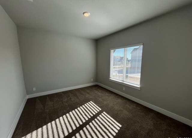 4-bedroom rental at 4506 Nueces Path in San Antonio, TX — photo 3