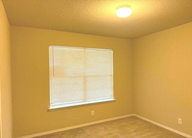 3-bedroom rental at 11326 Estufa Canyon in San Antonio, TX — photo 4