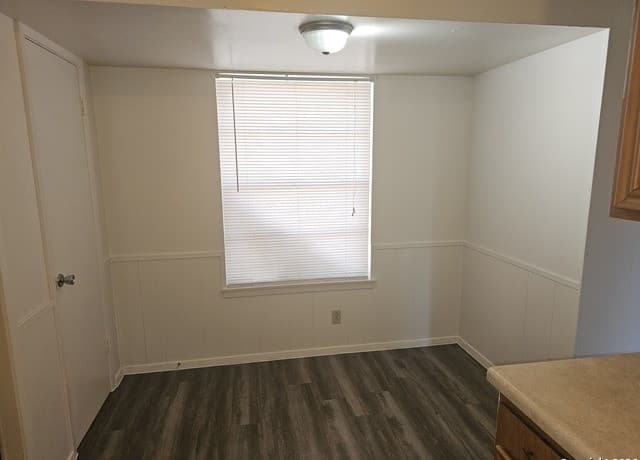 3-bedroom rental at 4335 Sunnyvale in San Antonio, TX — photo 5