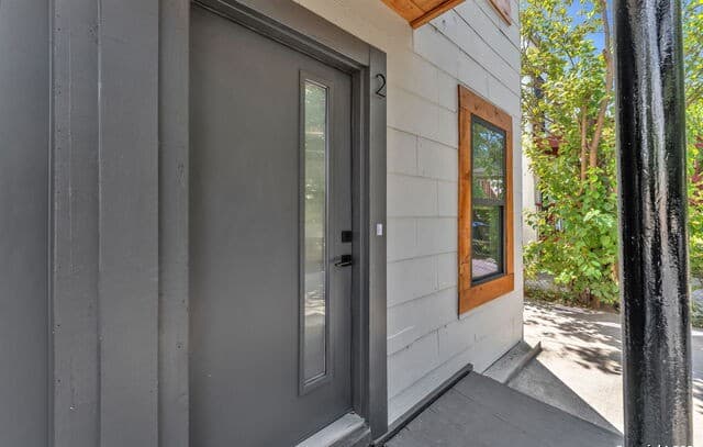 2-bedroom rental at 1505 Woodlawn Unit 3 in San Antonio, TX — photo 5