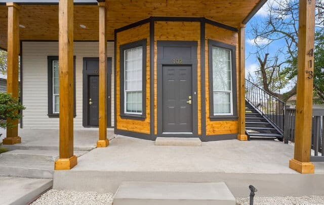 2-bedroom rental at 413 Nopal Unit 102 in San Antonio, TX — photo 2