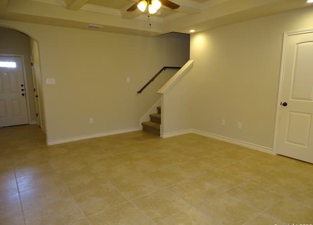 3-bedroom rental at 6015 Jax Way Unit 102 in San Antonio, TX — photo 4