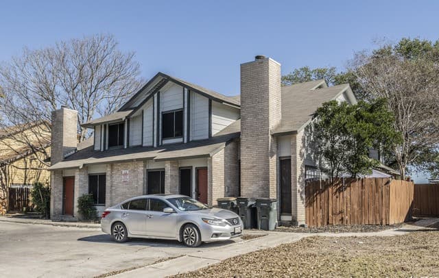 3-bedroom rental at 7524 Oak Chase in San Antonio TX