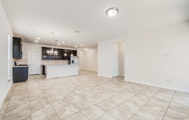 3-bedroom rental at 11822 Bricewood Pass in San Antonio, TX — photo 3