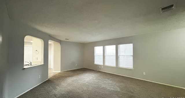 3-bedroom rental at 4926 Corian Well Dr in San Antonio, TX — photo 3