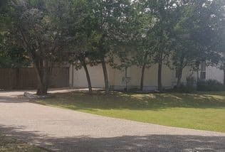 3-bedroom rental at 409 Kendall Pkwy in Boerne, TX — photo 2
