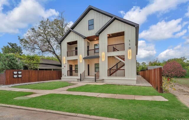 3-bedroom rental at 110 Webb Unit 201 in San Antonio, TX — photo 3
