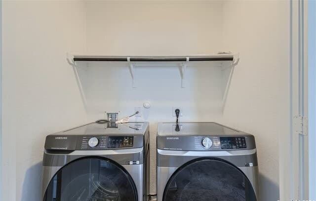 4-bedroom rental at 9106 Selene Place in San Antonio, TX — photo 3