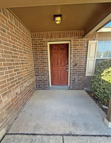 3-bedroom rental at 13223 Cipresso Palco in San Antonio, TX — photo 2
