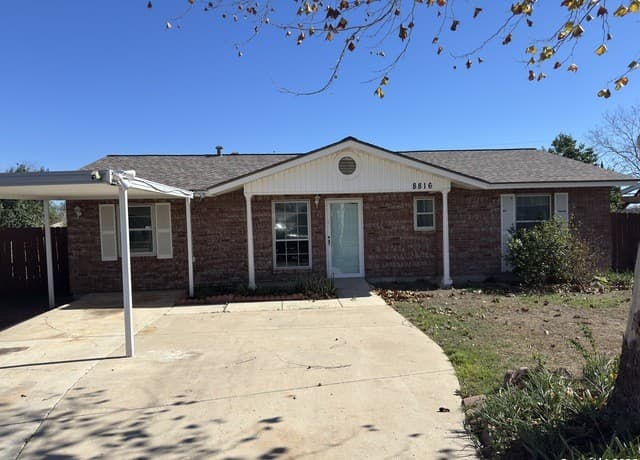 4-bedroom rental at 8816 Oakbrook in San Antonio TX