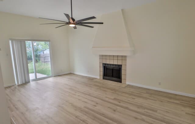 3-bedroom rental at 5942 Burning Sunrise Drive in San Antonio, TX — photo 2