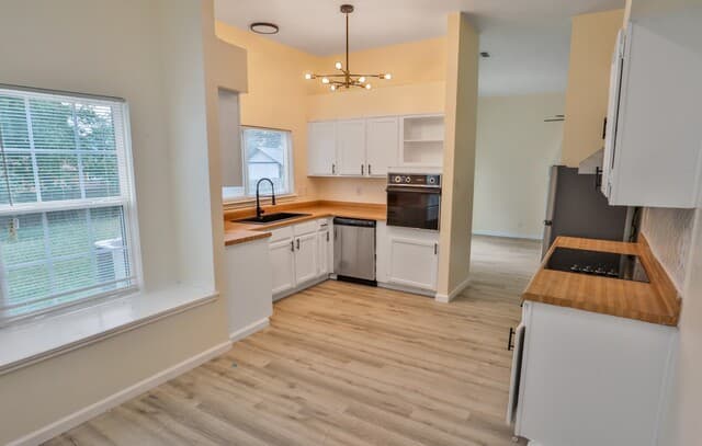 3-bedroom rental at 5942 Burning Sunrise Drive in San Antonio, TX — photo 4