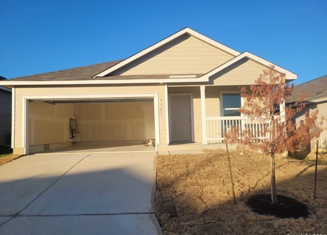 3-bedroom rental at 5341 Cloves Cove in St Hedwig, TX — photo 2