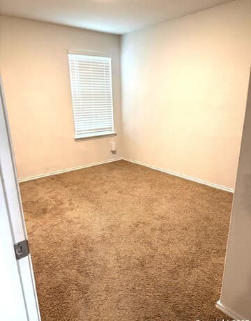 3-bedroom rental at 3203 Onion Creek in San Antonio, TX — photo 4