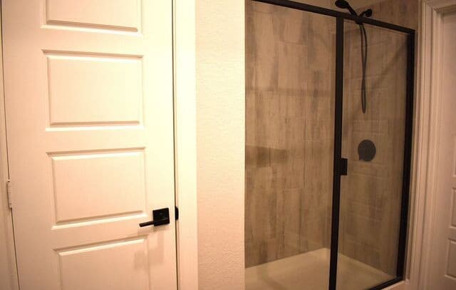 3-bedroom rental at 9210 Espradrille Run in Converse, TX — photo 5