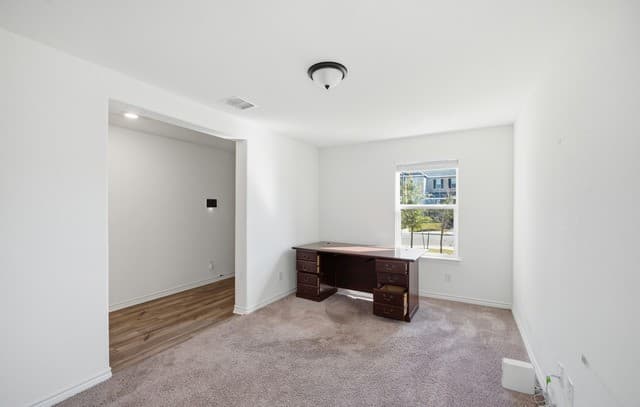 4-bedroom rental at 11331 Edelweiss in San Antonio, TX — photo 2