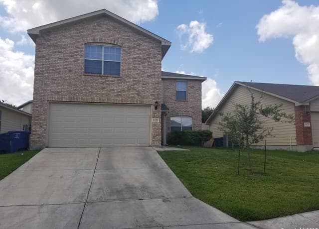 4-bedroom rental at 5123 Fountain Hill in San Antonio TX
