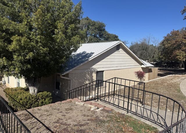 3-bedroom rental at 5019 Concord Ridge in San Antonio TX