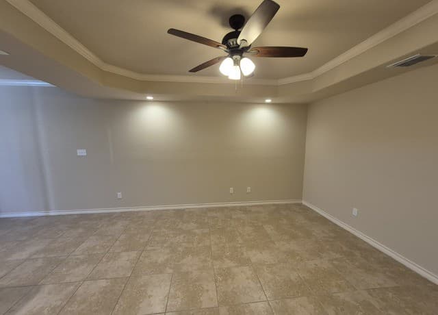 3-bedroom rental at 6502 Marcel Way Unit 102 in San Antonio, TX — photo 4