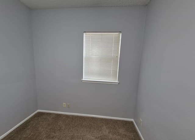 2-bedroom rental at 14309 Indian Woods in San Antonio, TX — photo 4