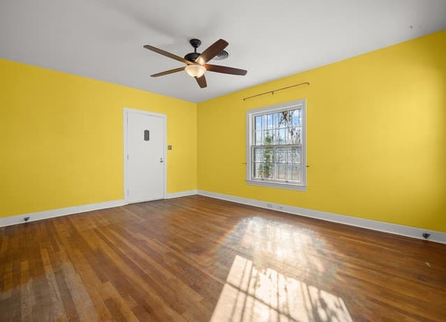 3-bedroom rental at 1627 Schley in San Antonio, TX — photo 5