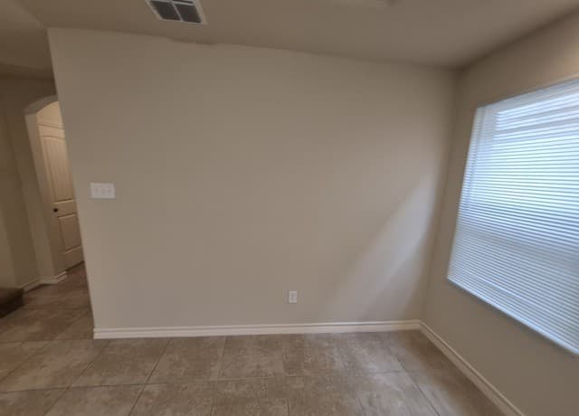 3-bedroom rental at 6526 Marcel Way Unit 104 in San Antonio, TX — photo 4