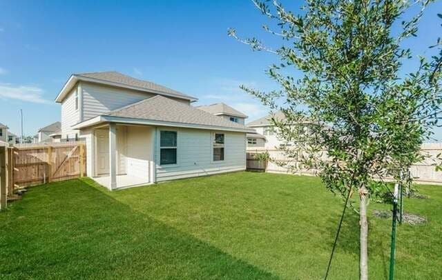 3-bedroom rental at 2335 Applewhite Meadow in San Antonio, TX — photo 2