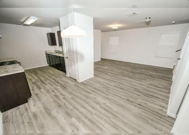 3-bedroom rental at 2335 Applewhite Meadow in San Antonio, TX — photo 4