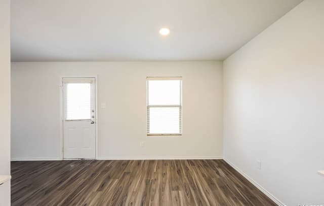 3-bedroom rental at 8918 Ashley Wilkes in San Antonio, TX — photo 2
