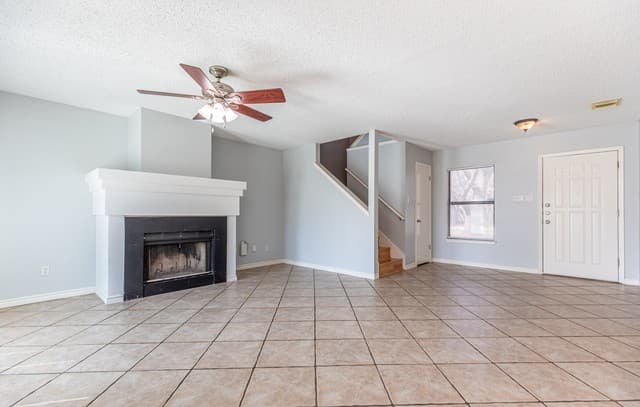 4-bedroom rental at 4614 Purlane in San Antonio, TX — photo 4