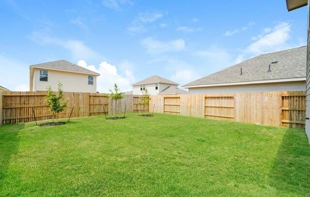 3-bedroom rental at 10411 Green Branch in San Antonio, TX — photo 3