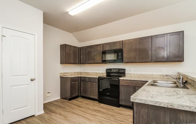 3-bedroom rental at 10428 Green Branch in San Antonio TX