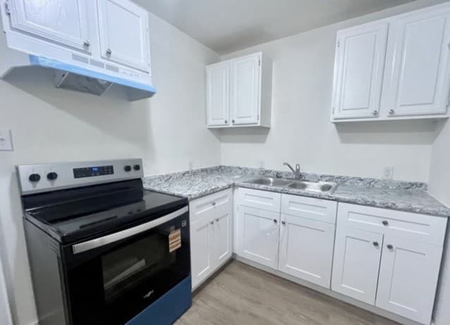 1-bedroom rental at 1826 Texas in San Antonio, TX — photo 4