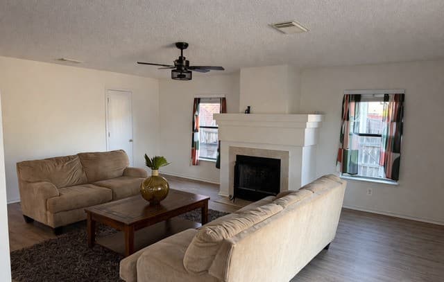 4-bedroom rental at 7306 Northallerton in Converse, TX — photo 5